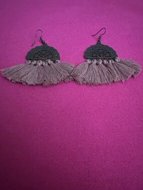 Fringed Tassel Drop Earrings - Mauve